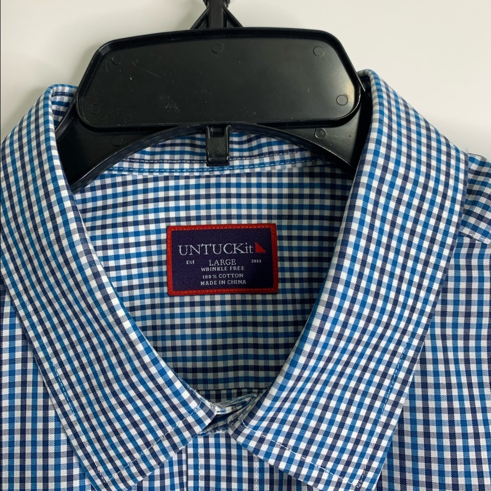UNTUCKIT blk/blue shirt. EUC. Size Large